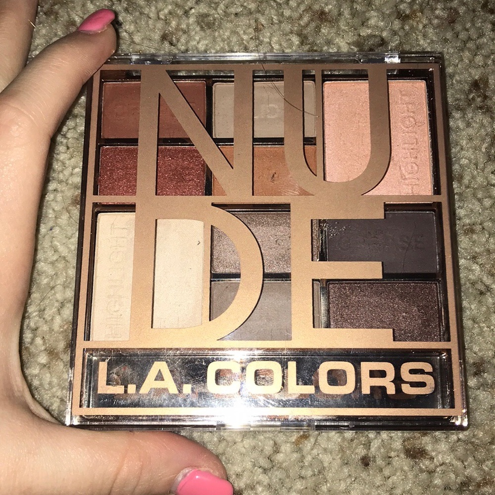 L.A colors nude eyeshadow palette